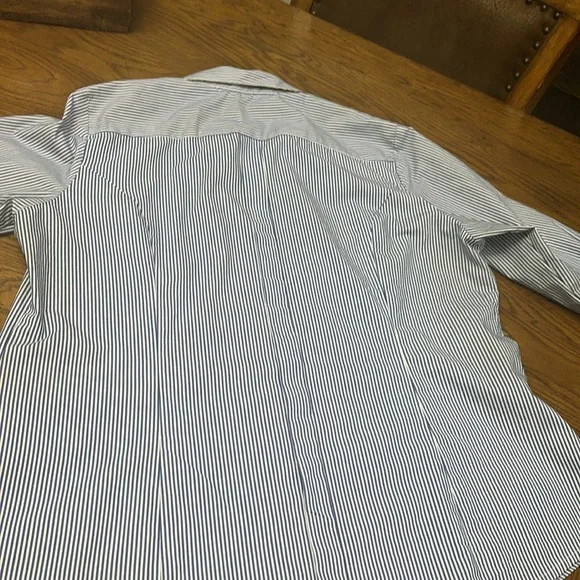 ZAC & RACHEL Top - Picture 6 of 11